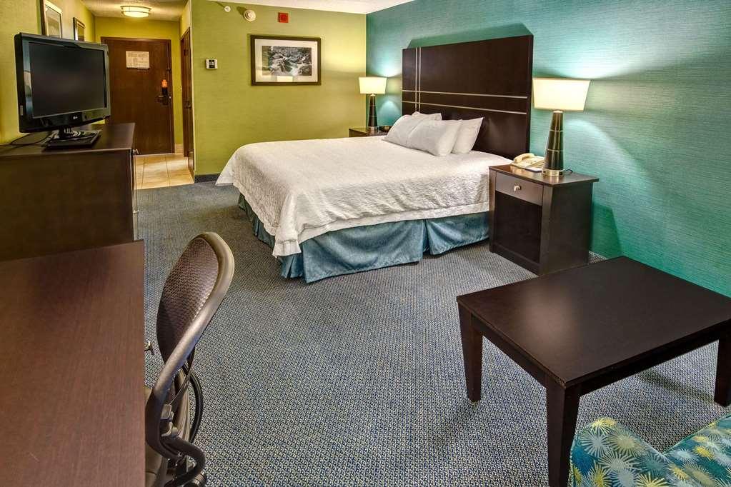 Hampton Inn Greensburg Szoba fotó