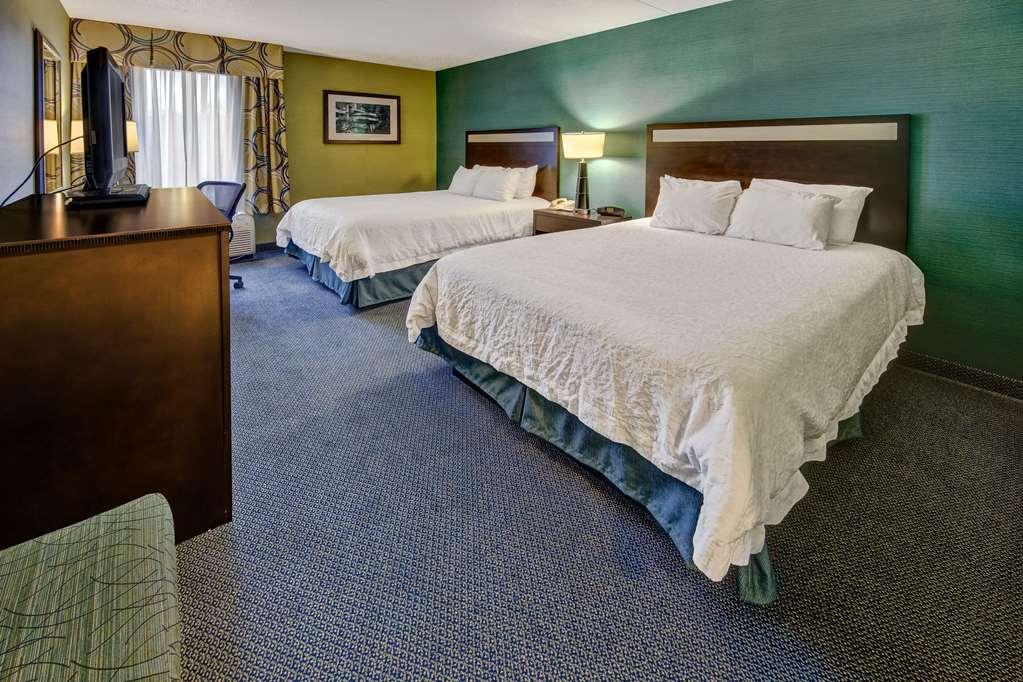 Hampton Inn Greensburg Szoba fotó