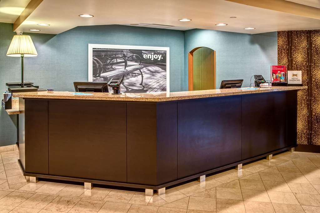 Hampton Inn Greensburg Beltér fotó