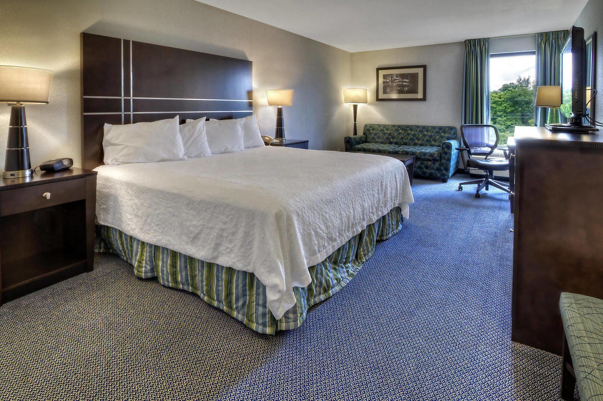 Hampton Inn Greensburg Kültér fotó